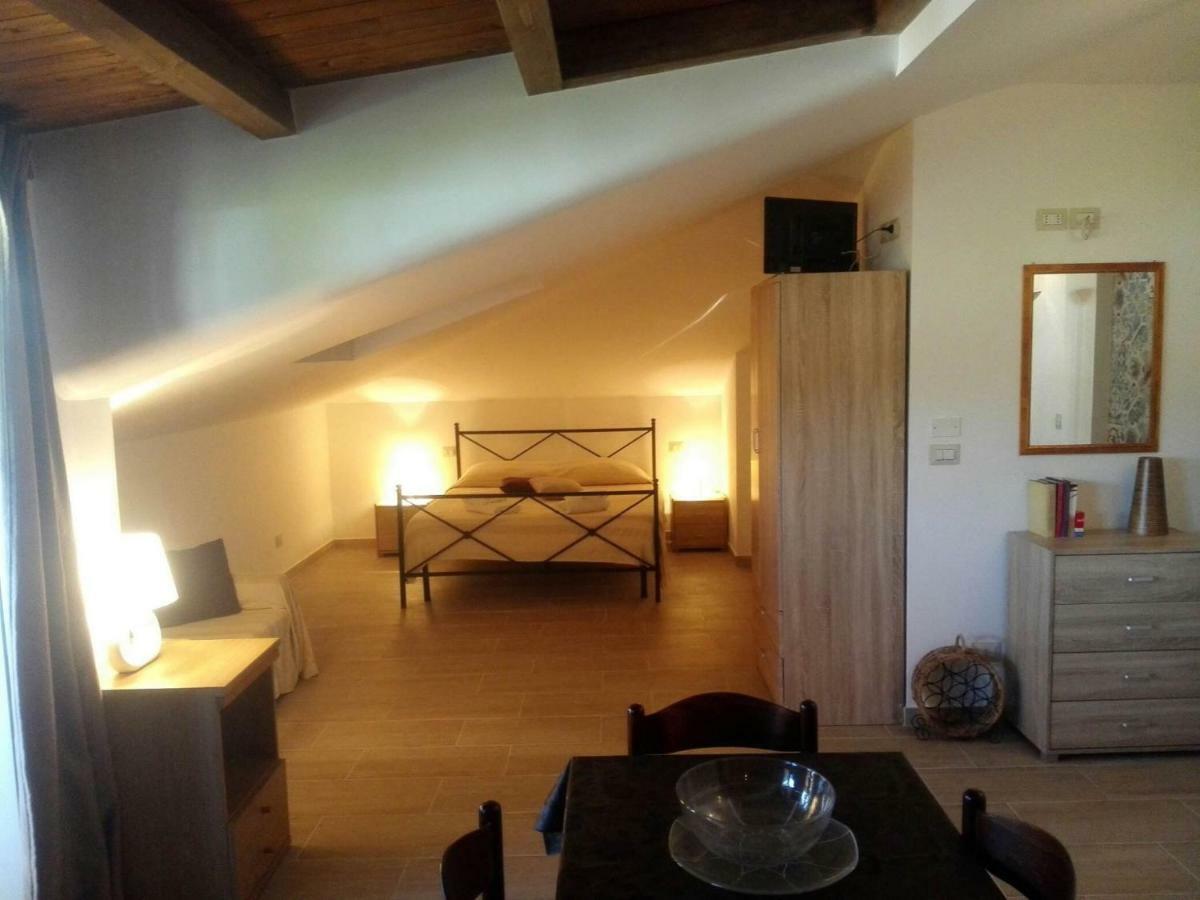 Villa Marysa Studio Apartment Giardini Naxos Luaran gambar